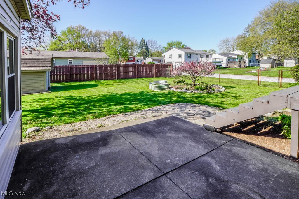 1004 Lynbrook Street, North Canton, Ohio image 25
