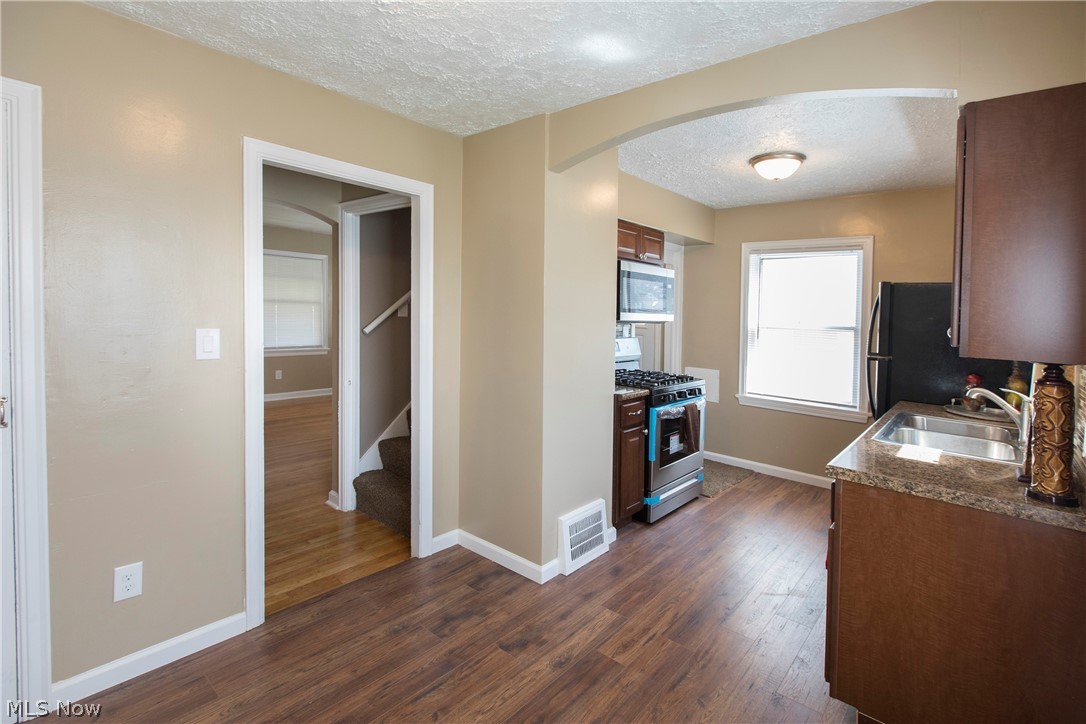 Free-Luce Land & Bldg Cos - Residential