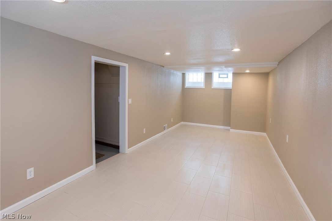 Free-Luce Land & Bldg Cos - Residential