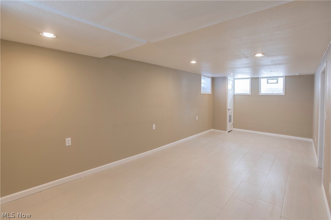 Free-Luce Land & Bldg Cos - Residential