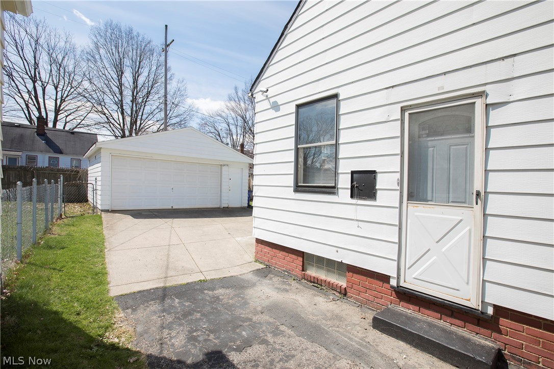 Free-Luce Land & Bldg Cos - Residential