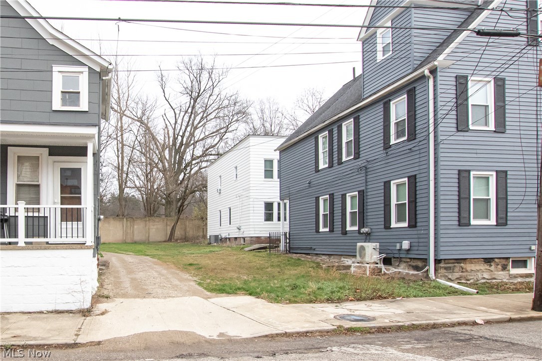 Anderson & Barbards Allotment - Land