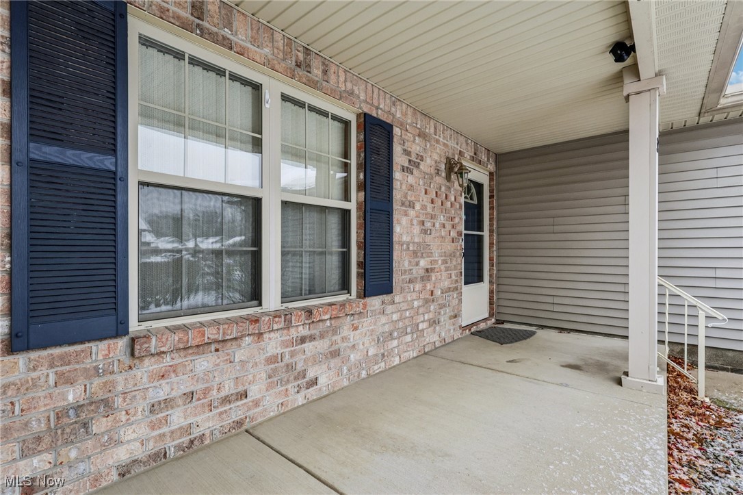 Roberto Place Condo - Residential