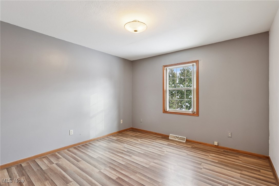 Roberto Place Condo - Residential