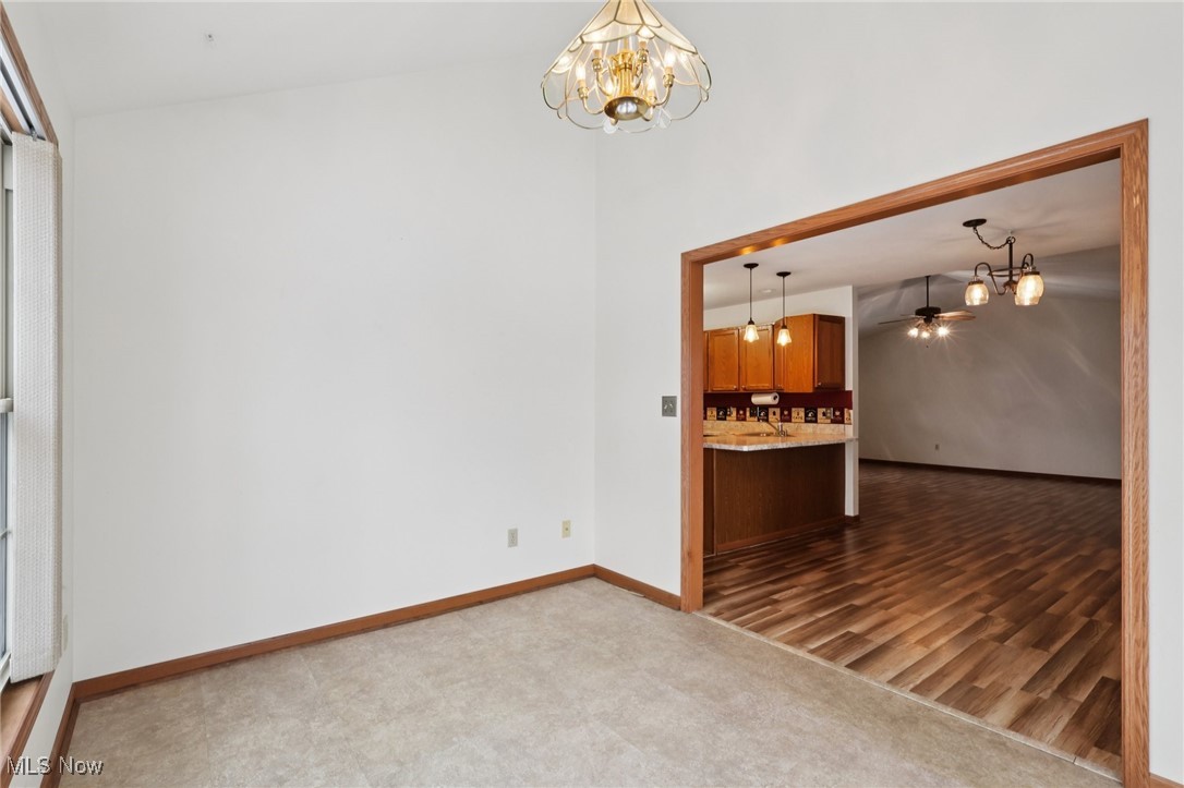 Roberto Place Condo - Residential