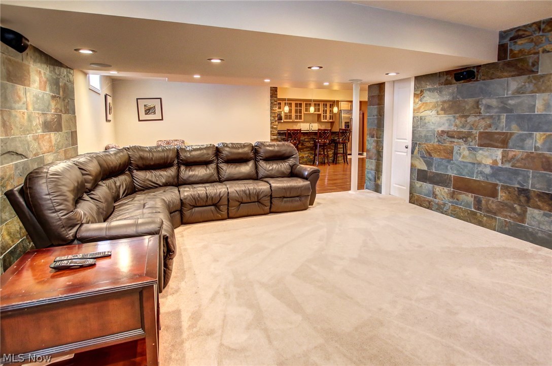 Karen Lynn - Residential