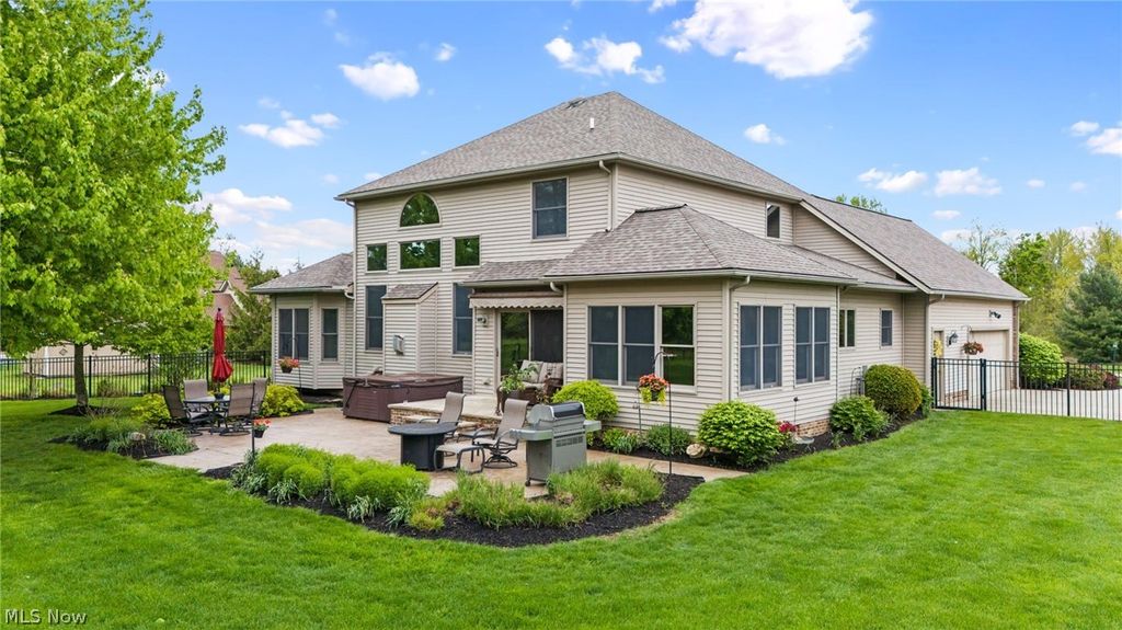 Photo of 5180 Cheyney Lane, Brunswick Hills, OH 44212 (MLS # 5205114)