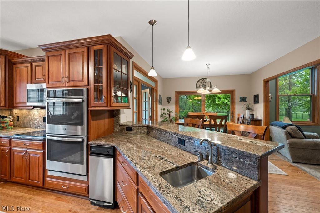 Photo of 5180 Cheyney Lane, Brunswick Hills, OH 44212 (MLS # 5205114)