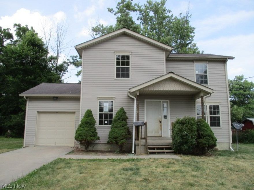 Welcome home to 118 Locust Street in Oberlin, Ohio!  This charming Colonial is ready and waiting for you to move in.  The beautiful kitchen features updated cabinets and countertops and has plenty of storage space.  Use your imagination to create additional space in the unfinished basement.  Large bedrooms.  Home has a large yard that is perfect for all of your summer entertaining!  HUD #412-792745. Property is being sold "as-is".  It is FHA IE. Buyer is responsible for all due diligence and inquiry of all property information and condition.  Owner occupancy restrictions may apply.
*Equal Housing Opportunity* Please visit HUDHomeStore for additional information or to view more available properties.