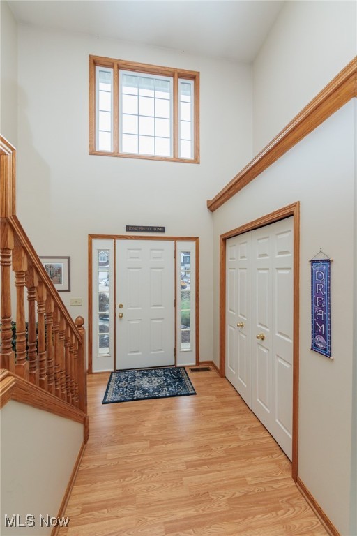1430 Loriann Drive, Berea, Ohio image 3