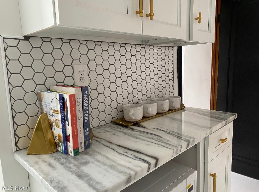 Lyndhurst Manor Sub/A B Hare C - Residential