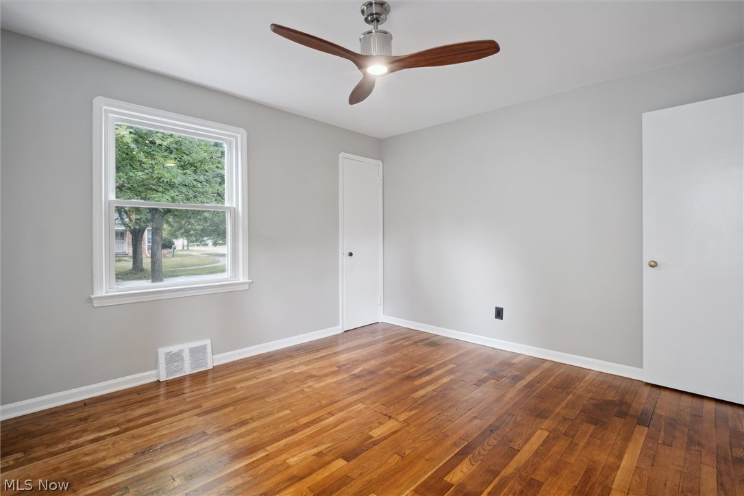 Maple Heights 01 - Residential Lease
