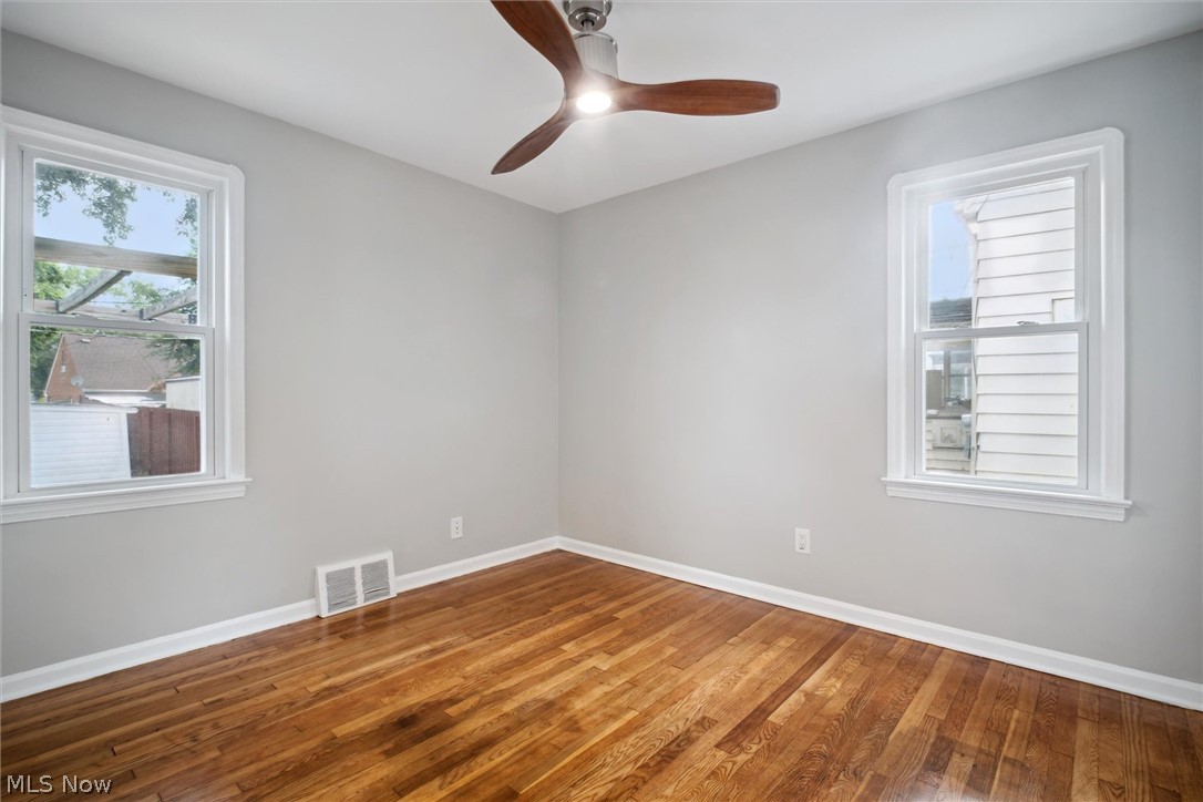 Maple Heights 01 - Residential Lease