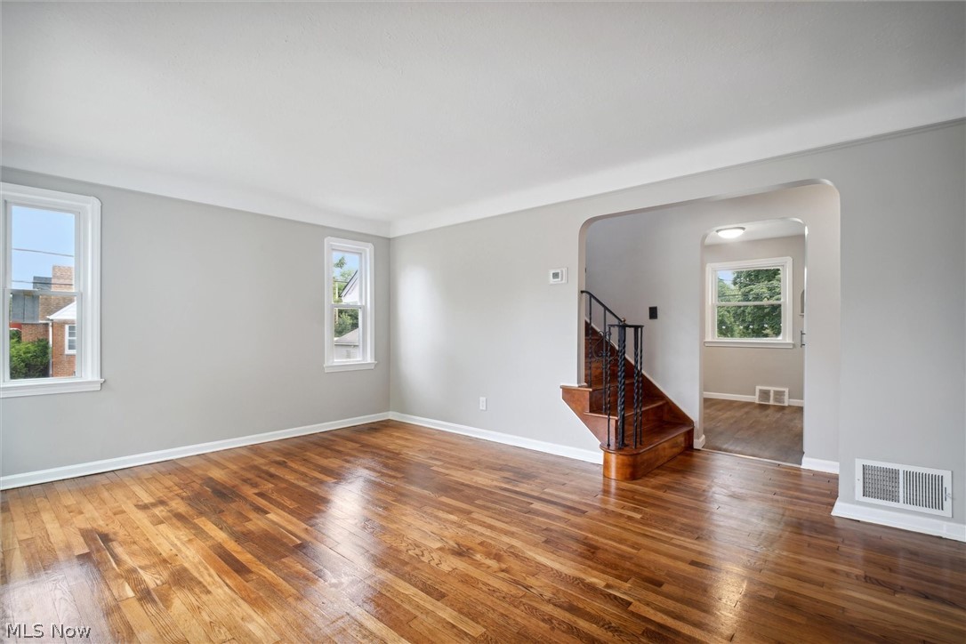 Maple Heights 01 - Residential Lease