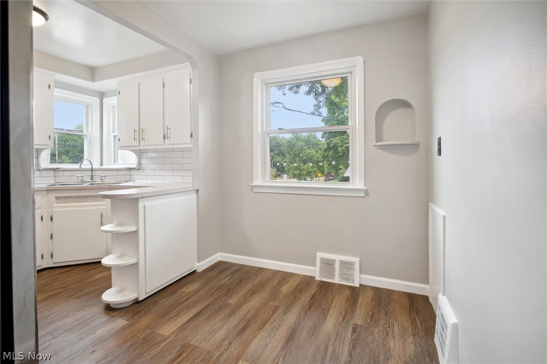 Maple Heights 01 - Residential Lease