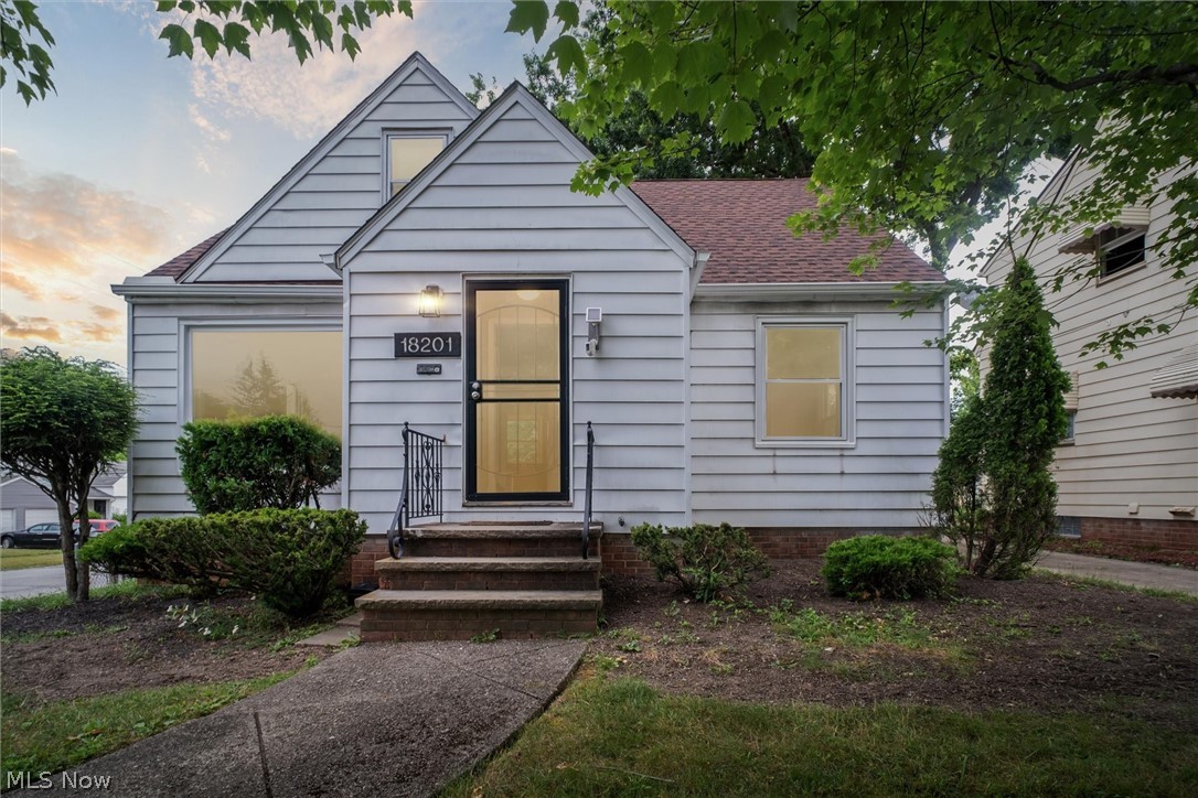 Maple Heights 01 - Residential Lease