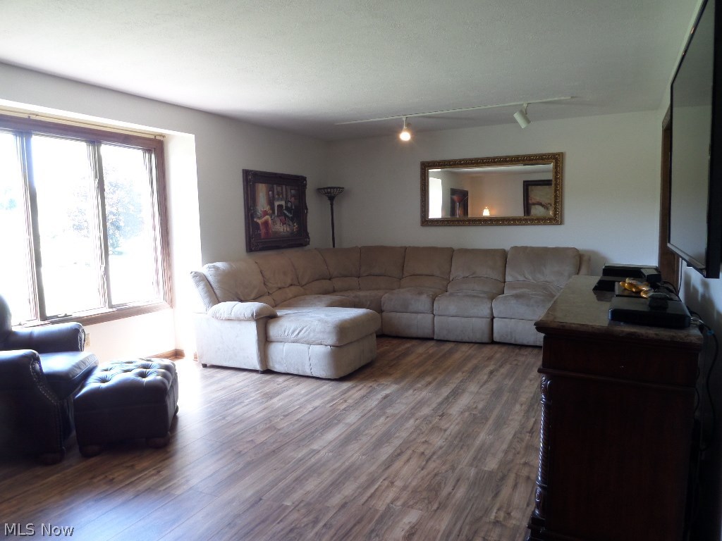 Avalon Estates 03 - Residential