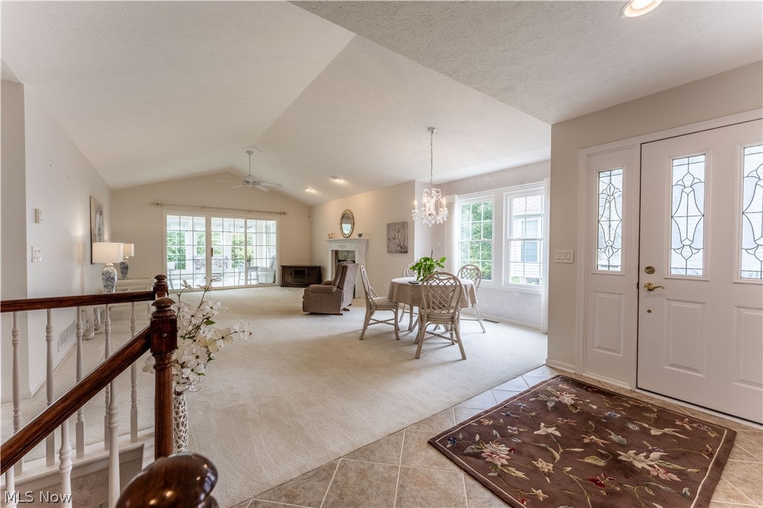 3790 Woodbury Oval