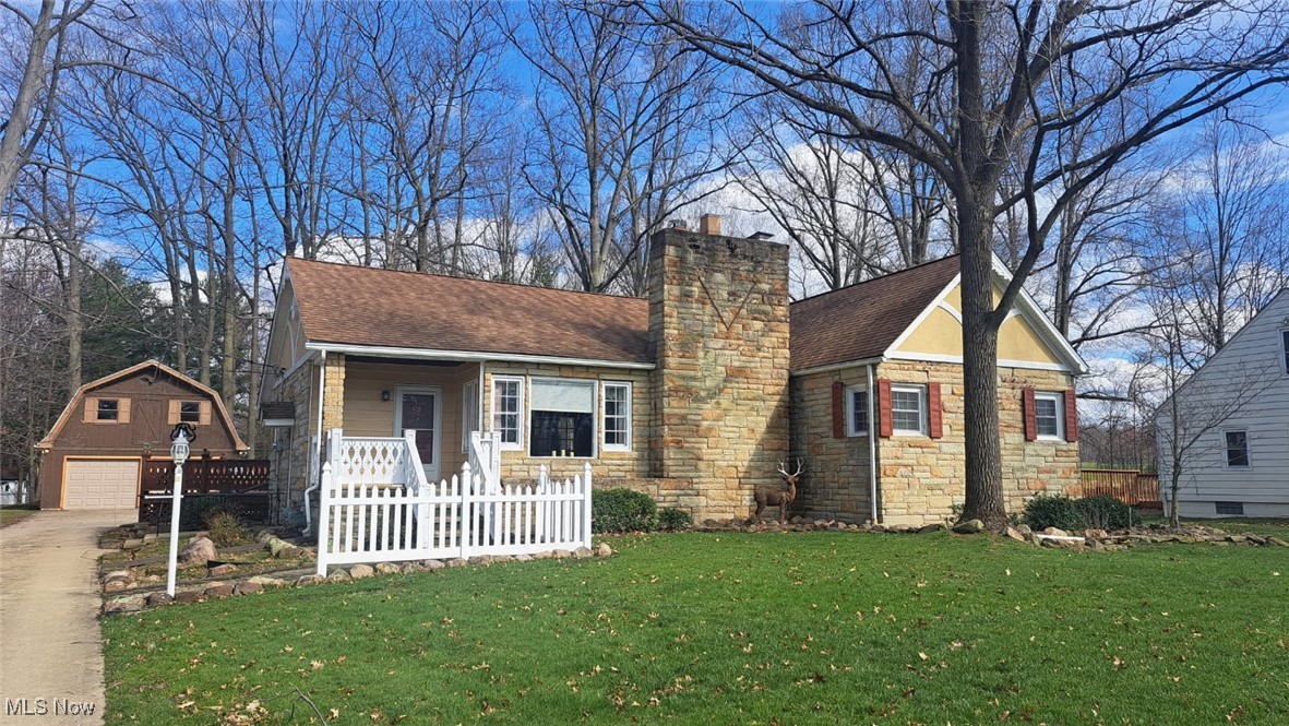 Willoughby Hills, Ohio 44092, United States, 2 Bedrooms Bedrooms, ,2 BathroomsBathrooms,Residential,Pending,107093