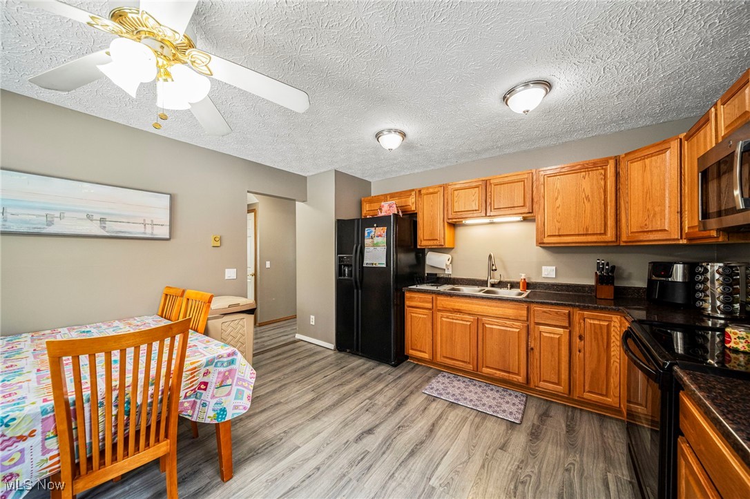 Roaming Shores, Ohio 44084, United States, 4 Bedrooms Bedrooms, ,2 BathroomsBathrooms,Residential,Active,96362