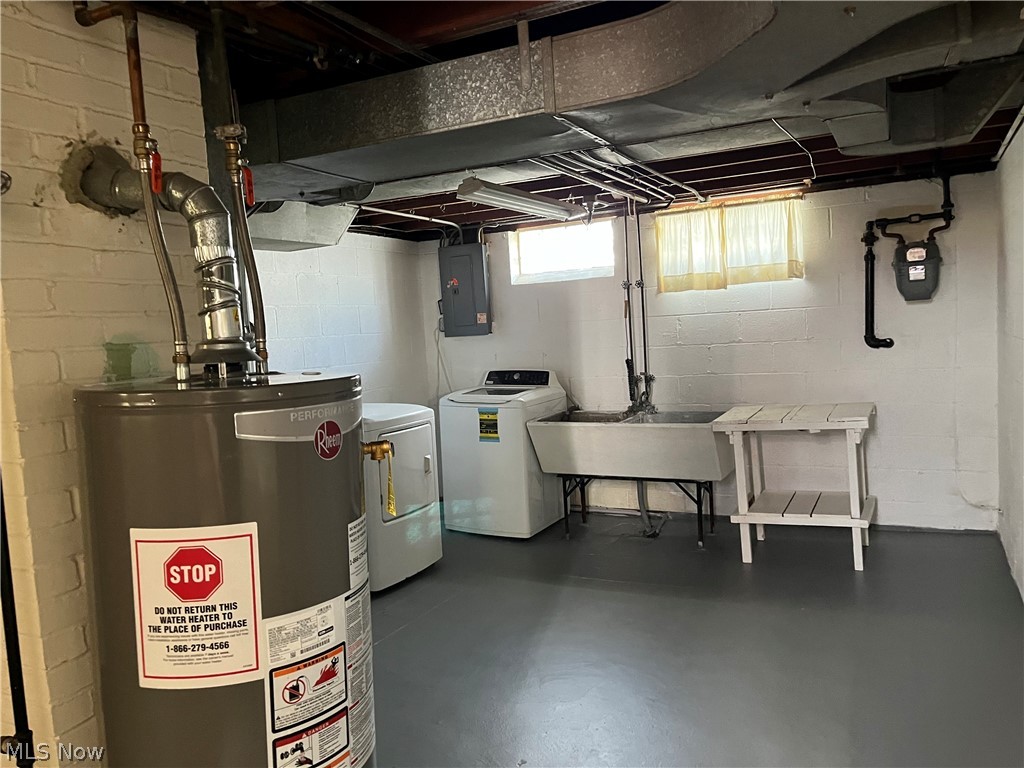 Larchmont Improv Cos Residence - Residential