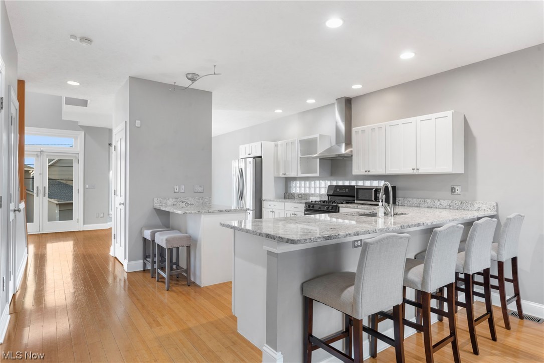 TREMONT - Residential Income