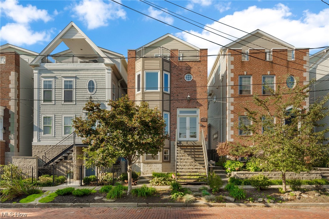 TREMONT - Residential Income