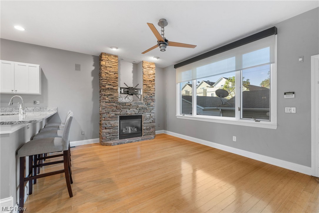 TREMONT - Residential Income