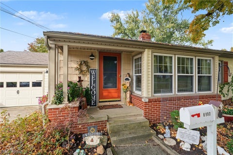 Tiny photo for 6990 Mill Creek Boulevard, Youngstown, OH 44512 (MLS # 5254654)