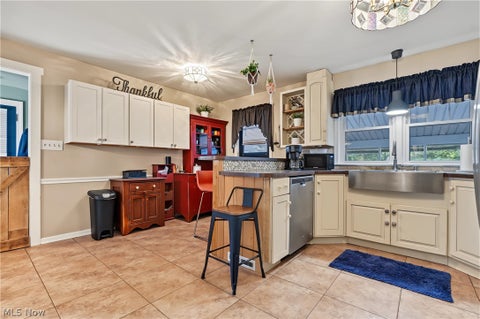 Tiny photo for 6990 Mill Creek Boulevard, Youngstown, OH 44512 (MLS # 5254654)