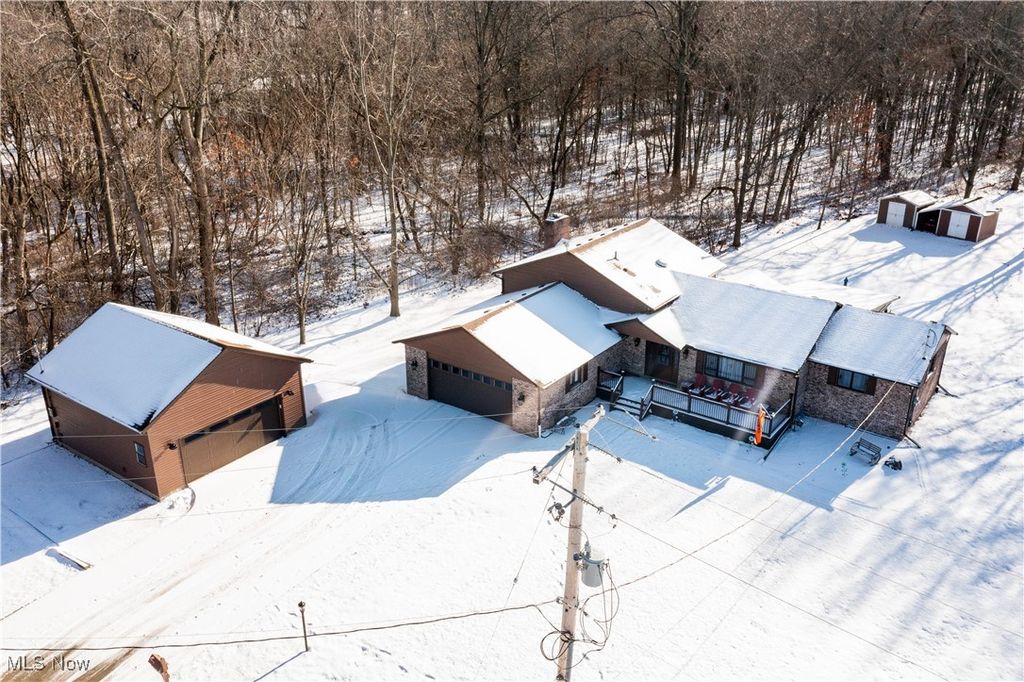 Photo of 1115 Kay Avenue, Lorain, OH 44053 (MLS # 5176918)