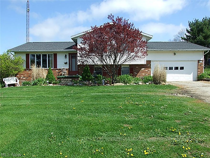 Absolute auction, all sells to highest bidders on location on WEDNESDAY – JUNE 15, 2016 – 6:00PM - 19+ Acre Mini Farm in Parcels - Parcel #1: Good brick and vinyl home, ready for updating. Features LR, kitchen w/appliances, dining area w/sliding door & back patio, FR w/wood burner, full bath. Laundry room and rec room. 3 bedrooms and full bath up. 2-car attached garage. Geothermal heat. Situated on approx. 4.5 acres w/open & tillable land at rear. Approx. 260’ frontage. Parcel #2: Approx. 4.4 acres open & tillable land w/stream. Approx. 260’ frontage. Parcel #3: Approx. 4.4 acres open & tillable land w/stream. Approx. 260’ frontage. Parcel #4: Approx. 2.8 acres open & tillable land w/nice views of countryside. Approx. 260’ frontage on Ripple Rd. Parcel #5: Approx. 3 acres open & tillable w/nice view of countryside. Approx. 280’ frontage on Ripple Rd. and approx. 470’ frontage on Aurora Rd. Parcel #6: Minerals including Oil & Gas: 19.187 acres all leased and in 1 unit. Bainter & Buck. $