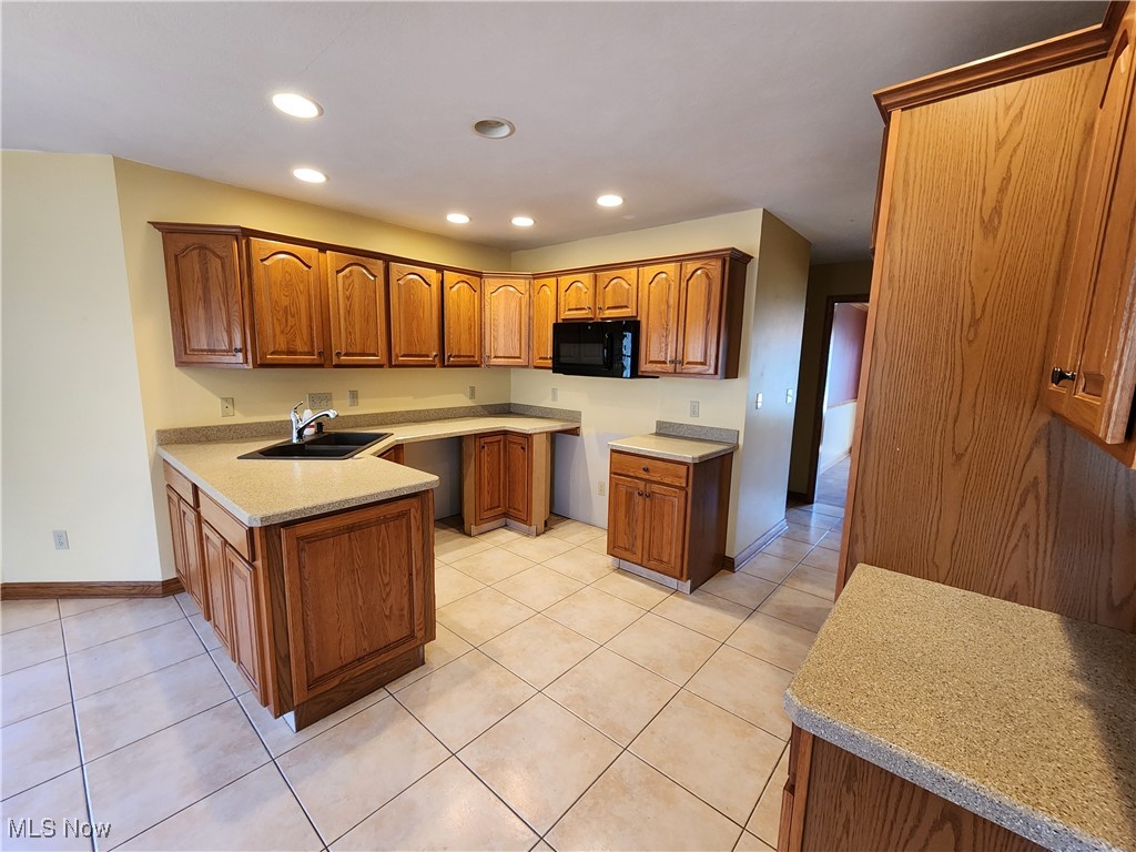 680 Saddlebrook Drive, Youngstown, Ohio image 14