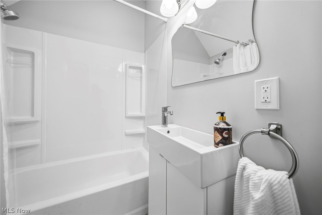 Tracy Allotment - Residential