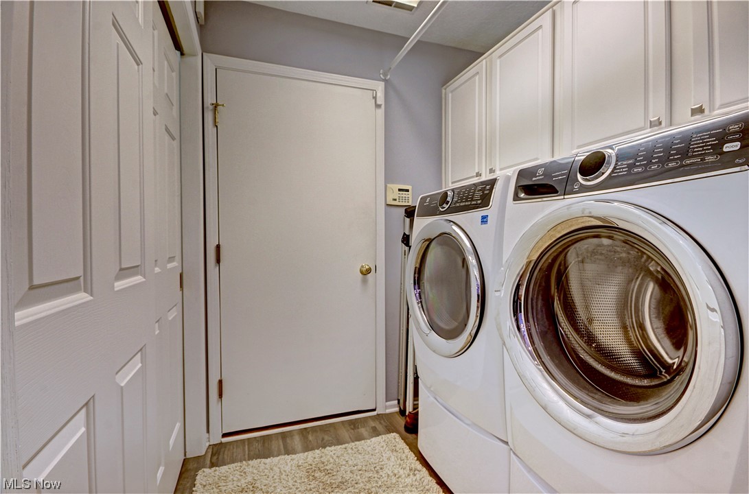 Pebble Chase Condos - Residential