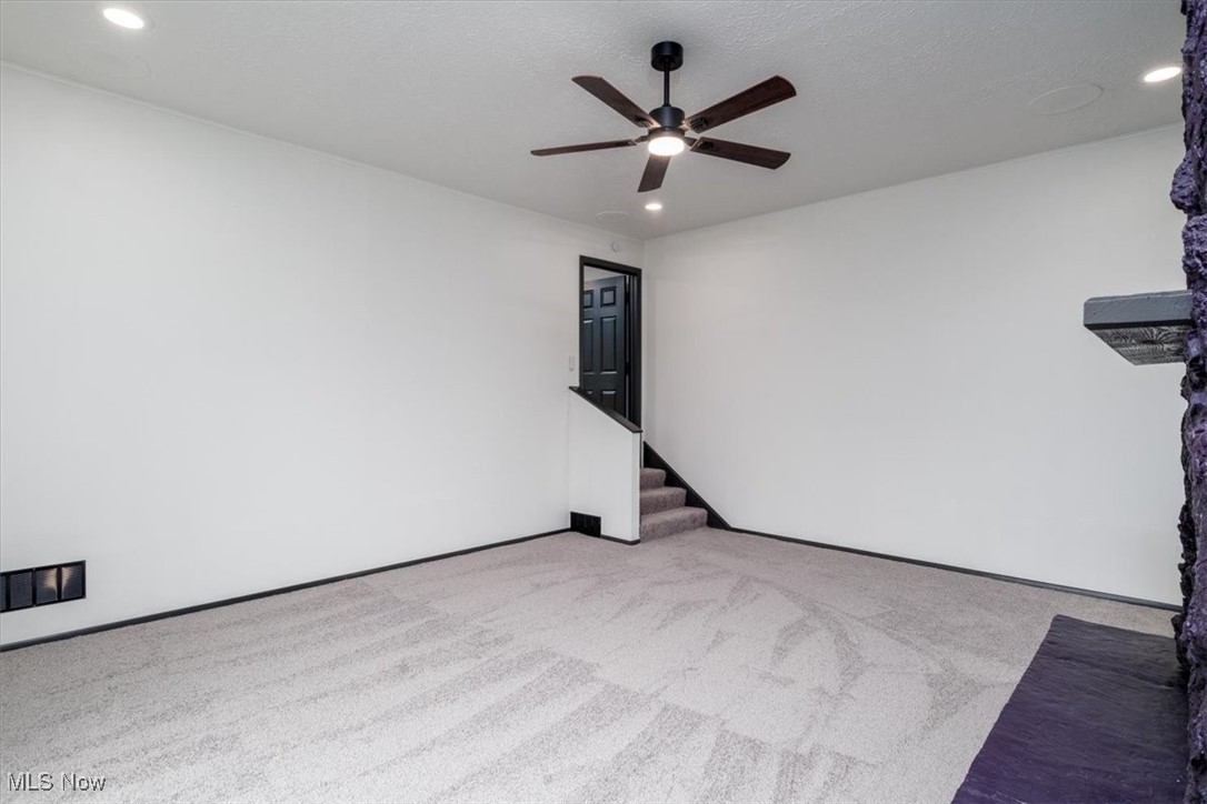 15813 Dunbury Drive, Maple Heights, Ohio image 12