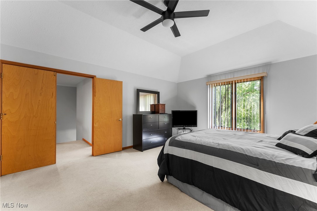 29924 Tamarack Trail, Westlake, Ohio image 24