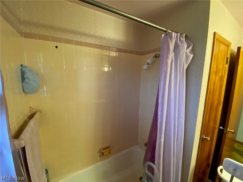 Shrine Village - Residential