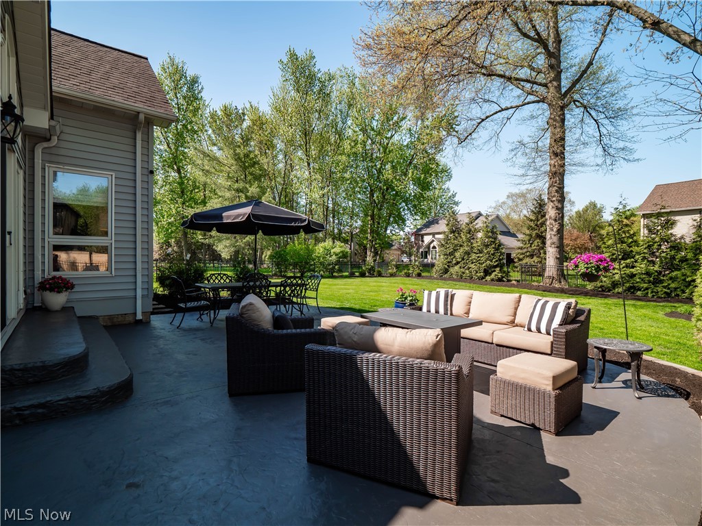 Red Tail - Residential