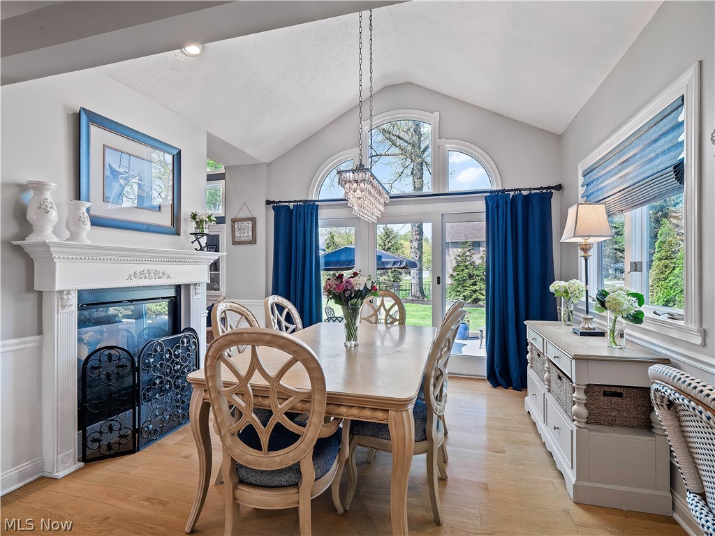 Red Tail - Residential