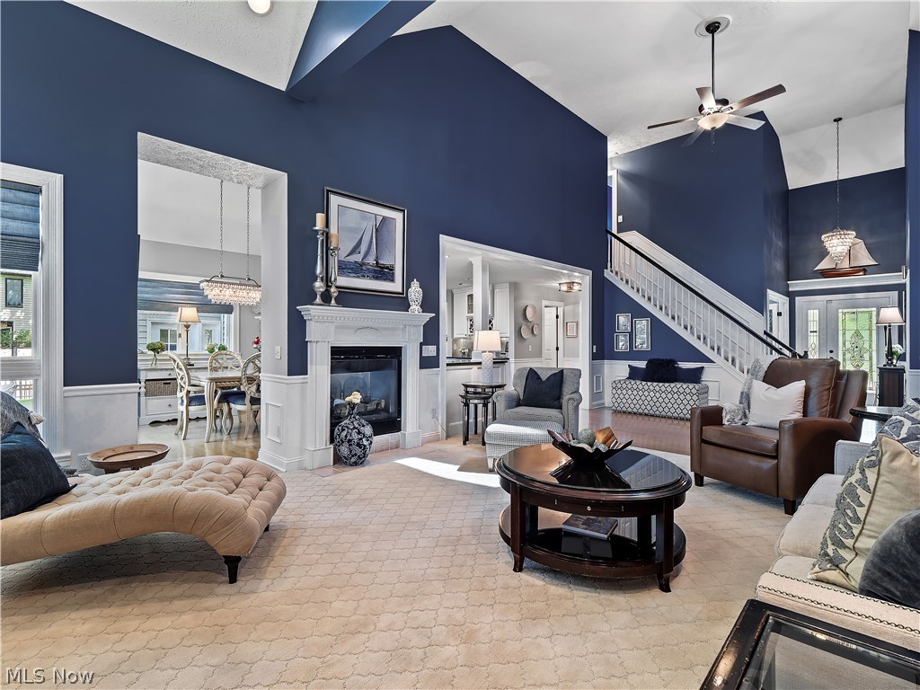 Red Tail - Residential