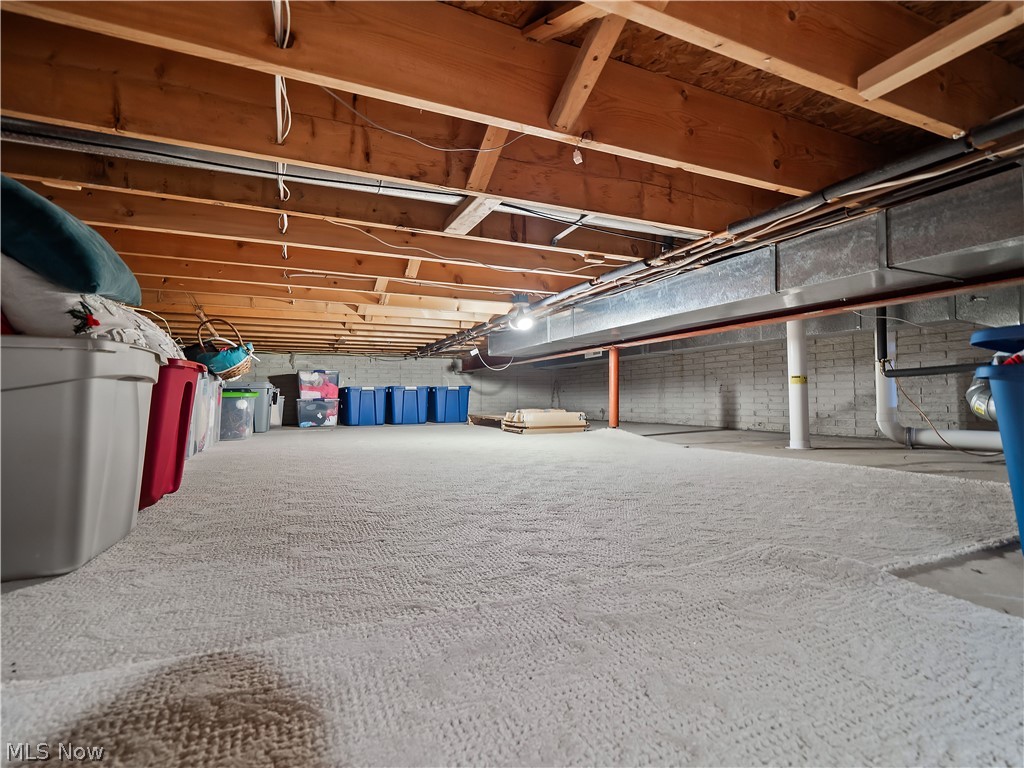 Red Tail - Residential