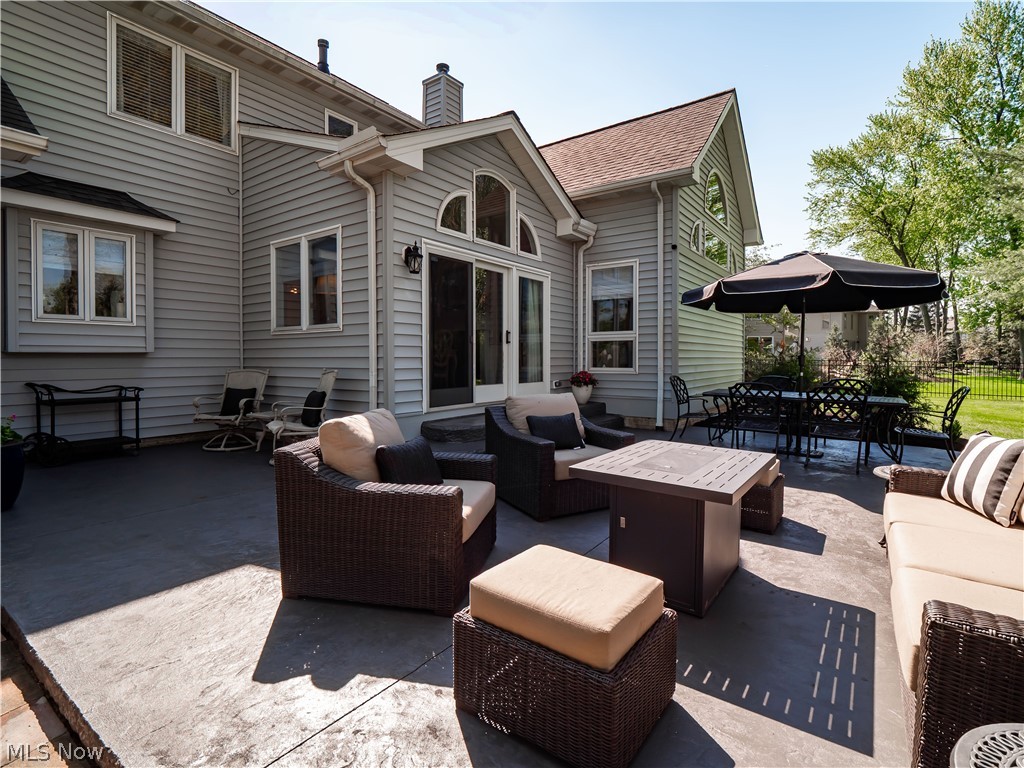 Red Tail - Residential