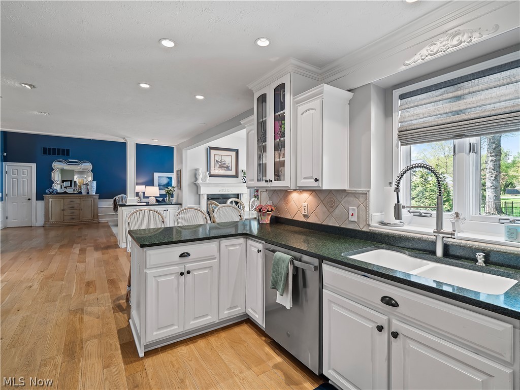 Red Tail - Residential