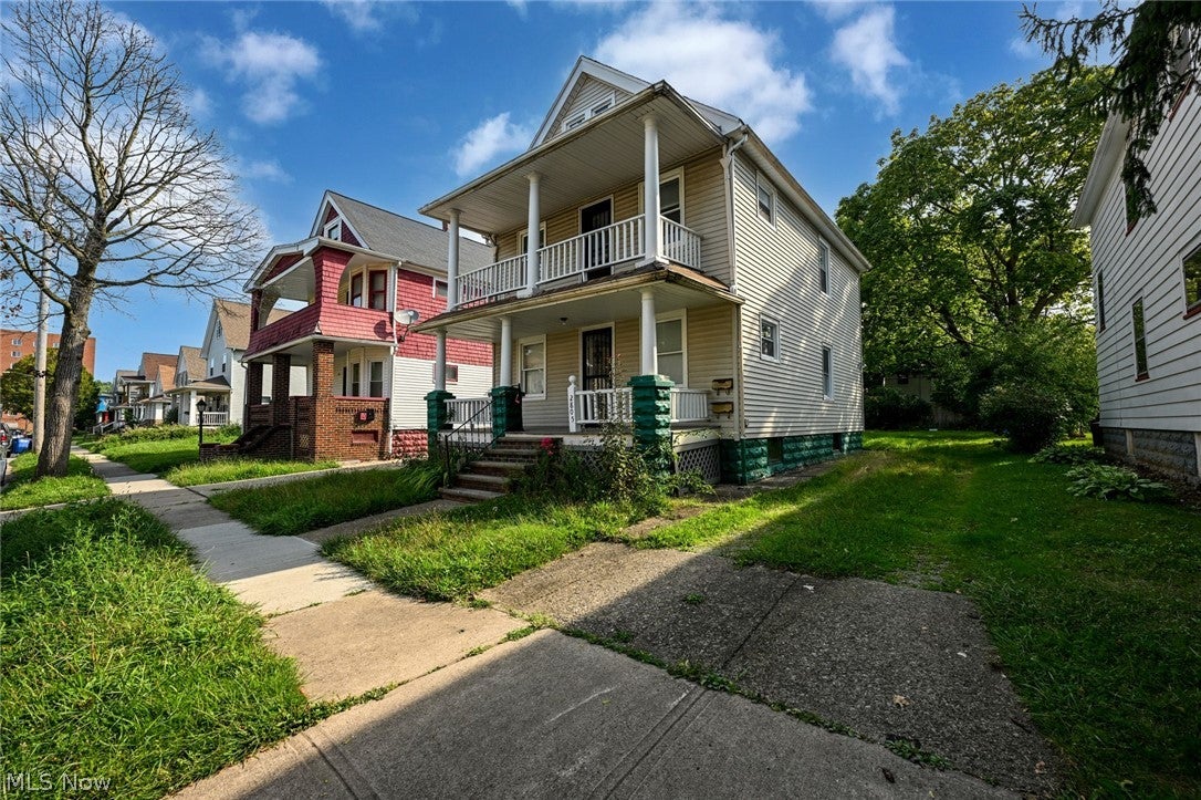 2805 E 126th Street