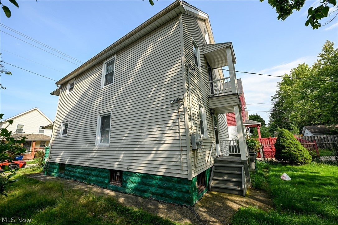 2805 E 126th Street