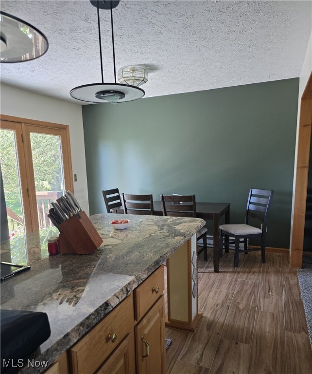 Oak Grvs Sub - Residential