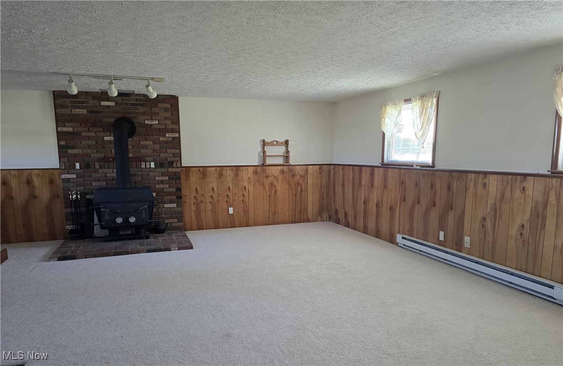 Oak Grvs Sub - Residential