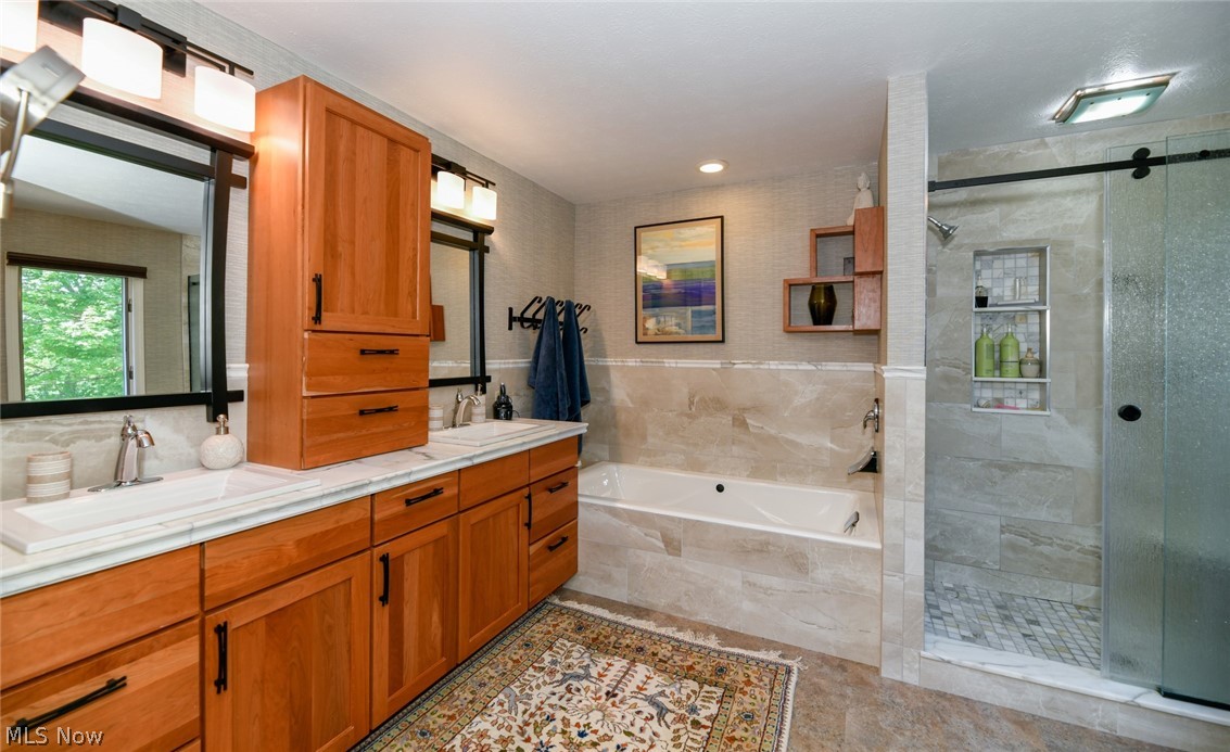 Emerald Woods - Residential