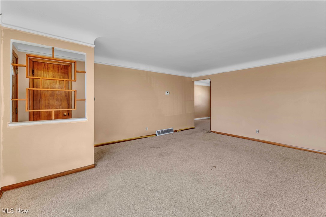 1718 Marietta Avenue, Parma, Ohio image 8